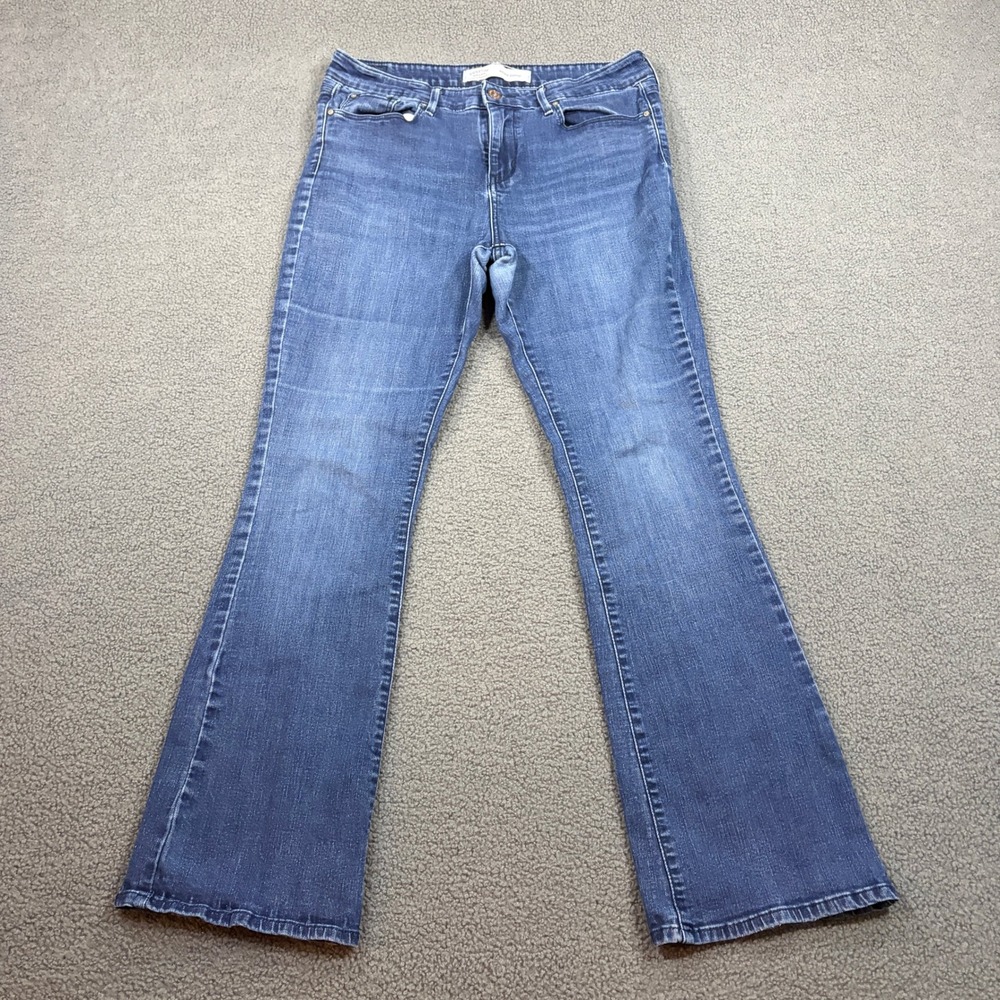 Signature by Levi Strauss Jeans Womens 12M Blue Mid Rise Bootcut 9436-0001 Denim